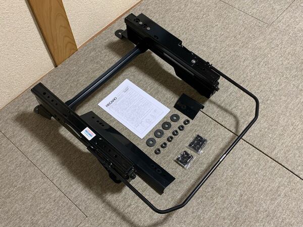 RECARO ウィッシュ 2WD E10 11 20 21 22 シートレール 運転席側 中古品 ②