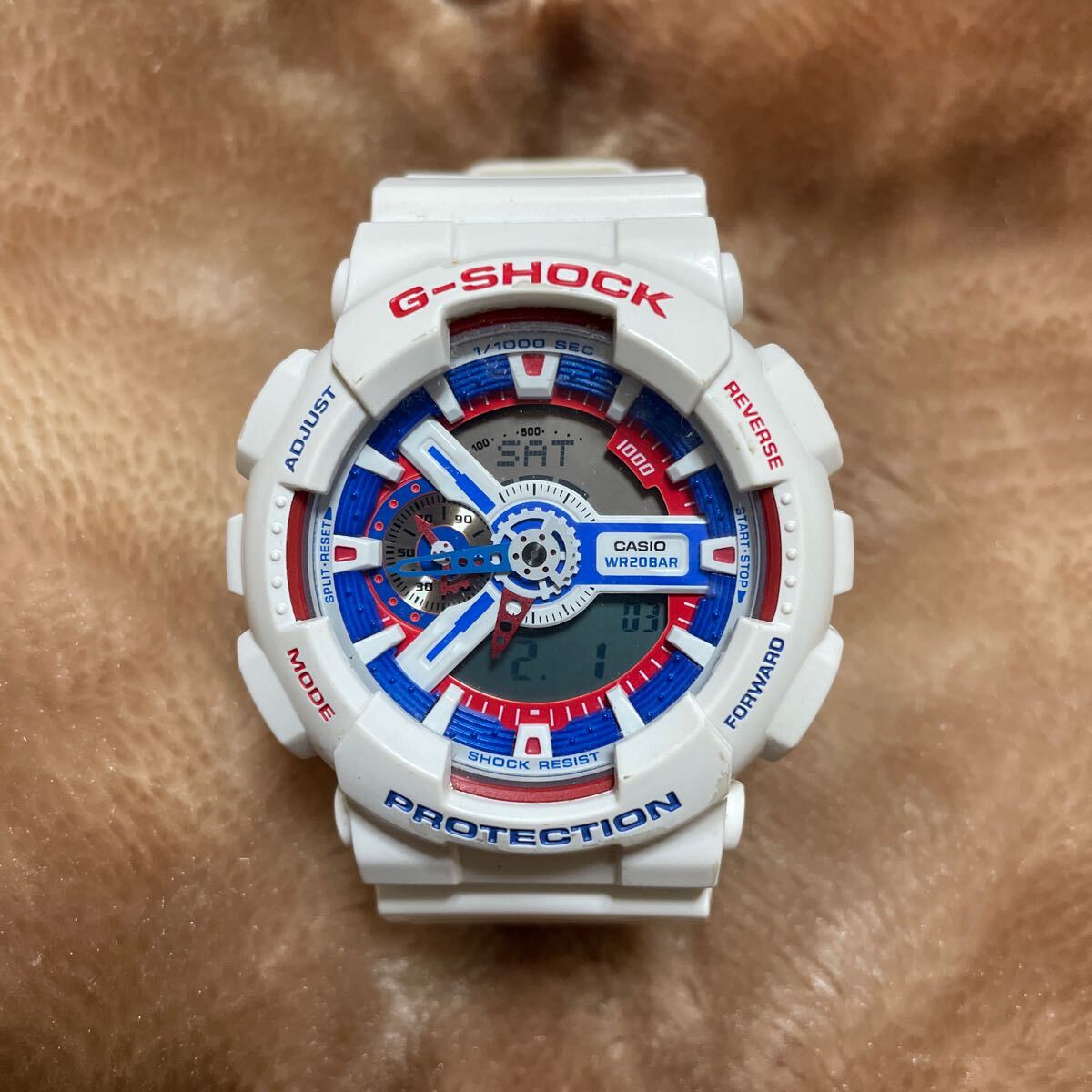 Yahoo!オークション -「g-shock ガンダム」(アクセサリー、時計) の落札相場・落札価格