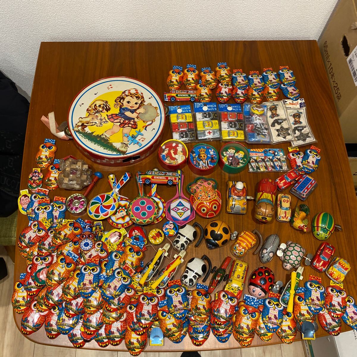 昭和レトロ！【ブリキおもちゃ】 リモコン付きブリキ自動車 動作