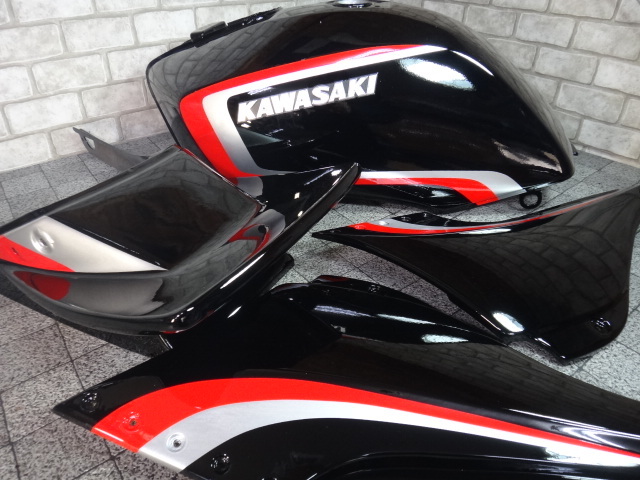 2025年最新】Yahoo!オークション -gpz400f 外装の中古品・新品 2025年最新】Yahoo!オークション -gpz400f 外装の中古品・新品