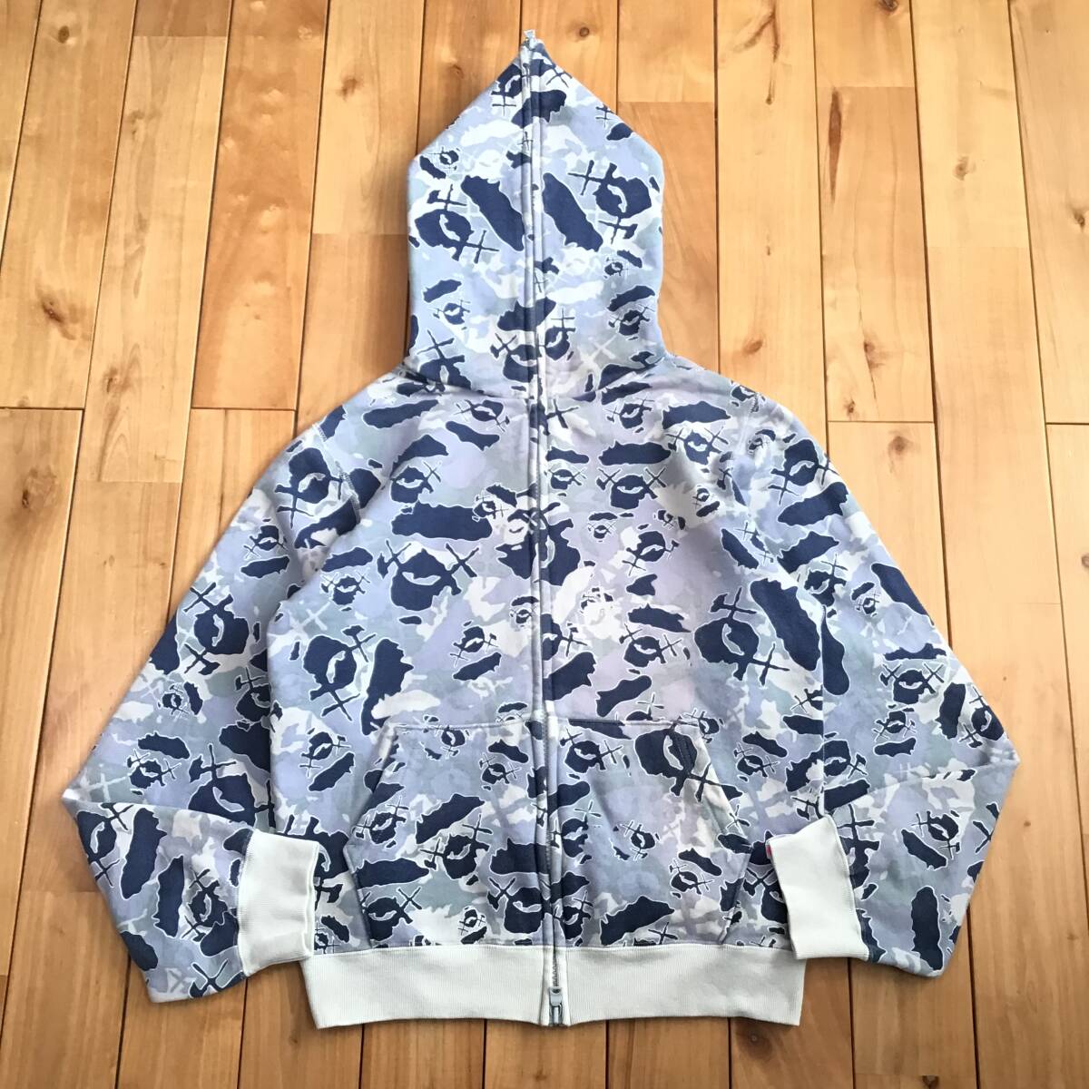 Yahoo!オークション -「ape kaws パーカー」の落札相場・落札価格 Yahoo!オークション -「ape kaws パーカー」の落札相場・落札価格