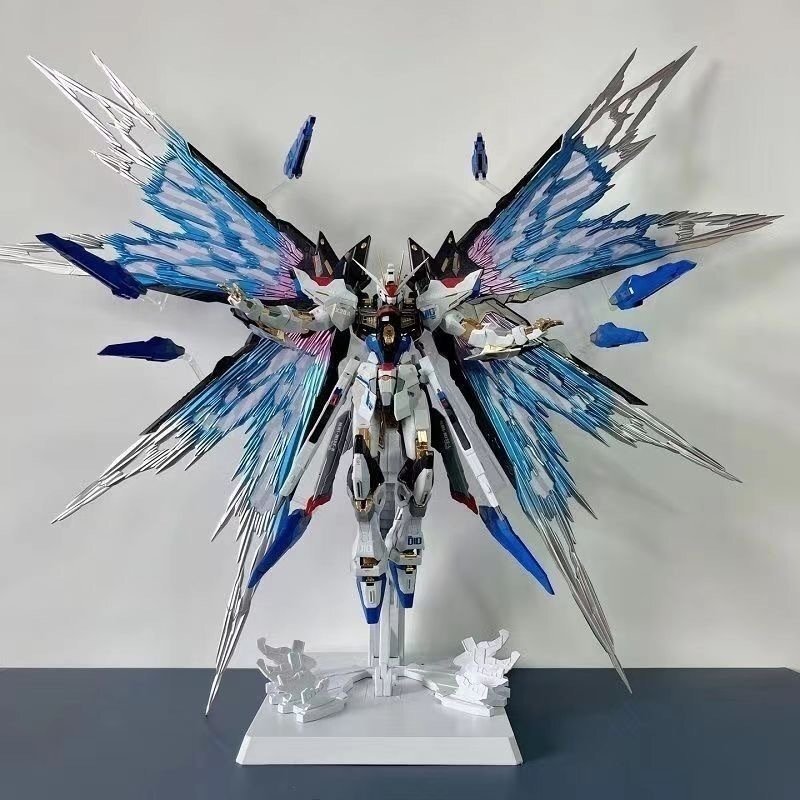 Amazon | DABAN MODEL 1/100 MG ストライクフリーダム の翼あり