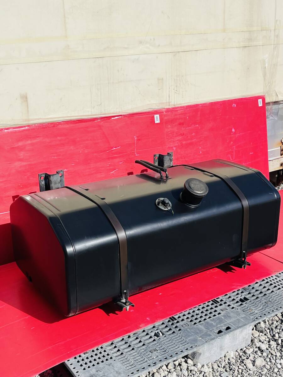 Yahoo!オークション -「トラック 燃料タンク 300l」(自動車、オートバイ) の落札相場・落札価格
