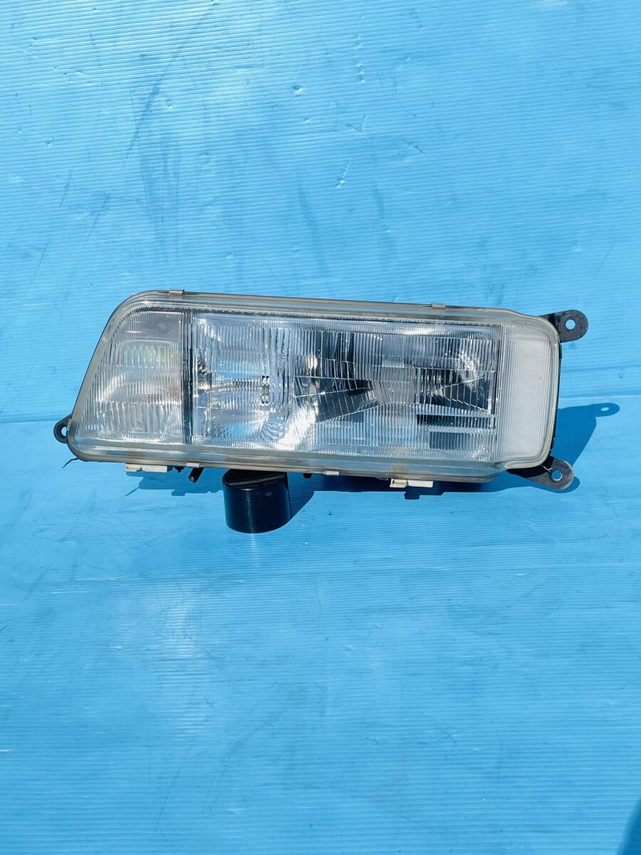 PKG-CYJ77W8/いすゞ 大型車 HIDバラスト 中古パーツ パーツ詳細