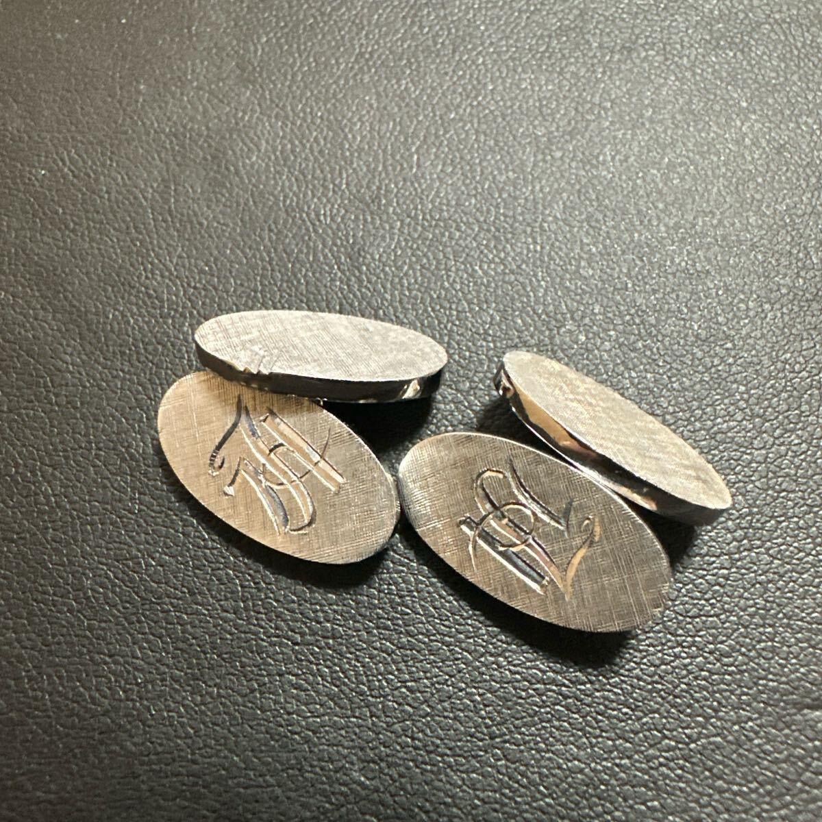 Yahoo!オークション -「k18刻印」(カフス) (メンズアクセサリー Yahoo!オークション -「k18刻印」(カフス) (メンズアクセサリー
