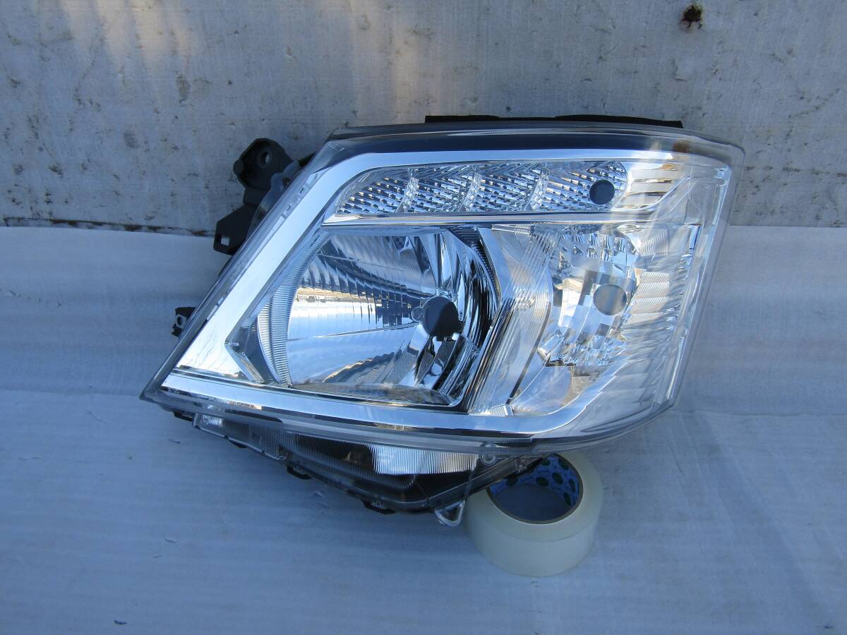 日産 NV350 キャラバン E26 後期 純正タイプ ヘッドライト 左右