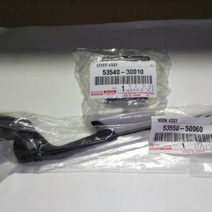トヨタ セルシオ30後期 オーグジリアリキャッチレリーズ レバー、フック 【新品】