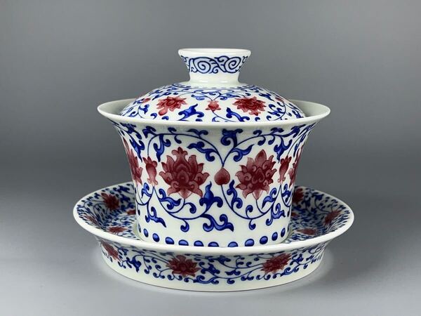 新品未使用 蓋碗 茶道具 青花纏枝釉裏紅 景徳鎮峰堂 茶器 湯呑み