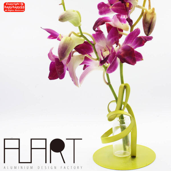 新宿伊勢丹購入■ALART アートフラワーベース TWIST S NY近代美術館 MoMA選定品 生産終了◆アルアート 花器 花瓶 一輪挿し 新生活 オブジェ