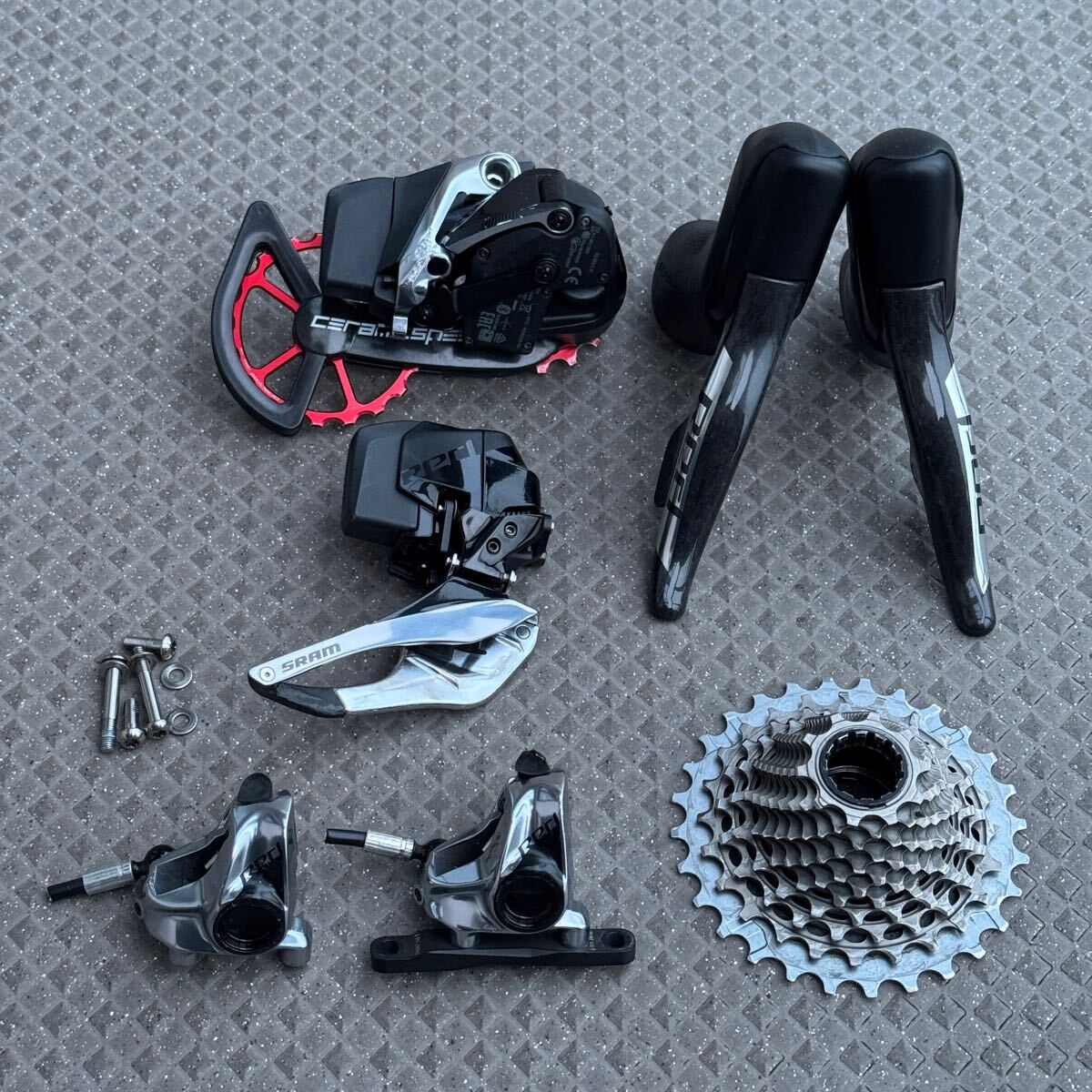 Yahoo!オークション -「sram RED」の落札相場・落札価格 Yahoo!オークション -「sram RED」の落札相場・落札価格