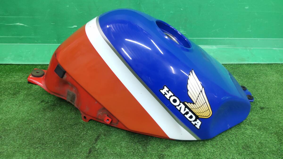 Yahoo!オークション -「cbr250r mc19 タンク」の落札相場・落札価格