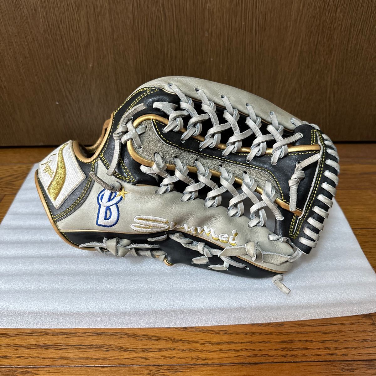 元横浜DeNAベイスターズ #00 宮本秀明 支給品スパイク 27cm Yahoo!オークション -「宮本秀明」の落札相場・落札価格