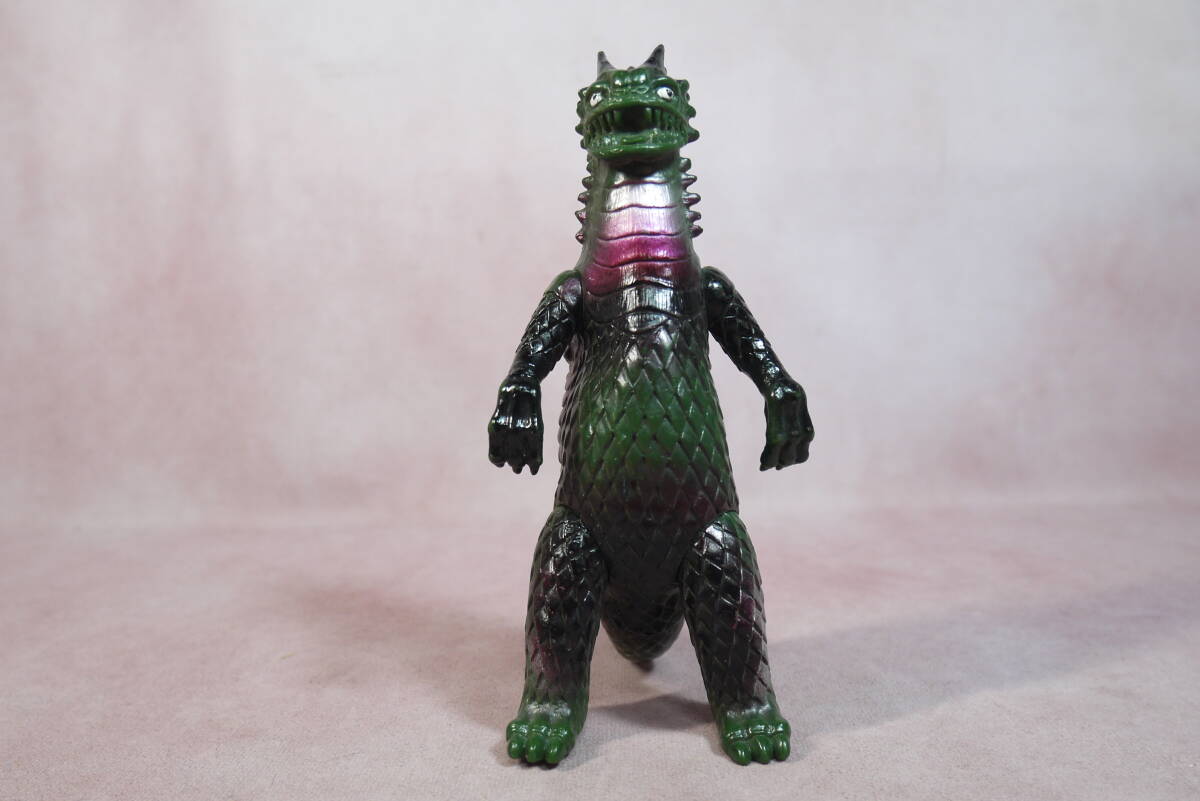 Yahoo!オークション -「ウルトラ怪獣ソフビ ベムラー Yahoo!オークション -「ウルトラ怪獣ソフビ ベムラー