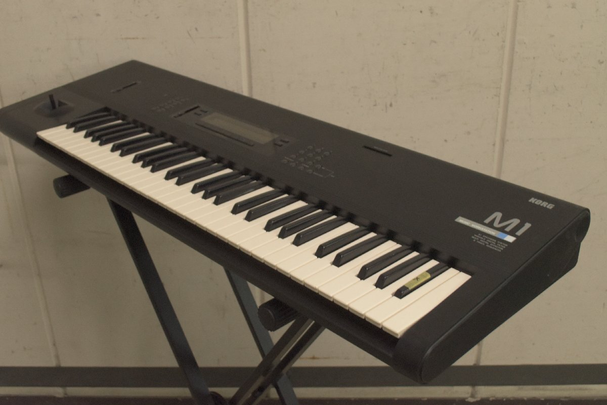 Yahoo!オークション -「korg m1 ケース」の落札相場・落札価格