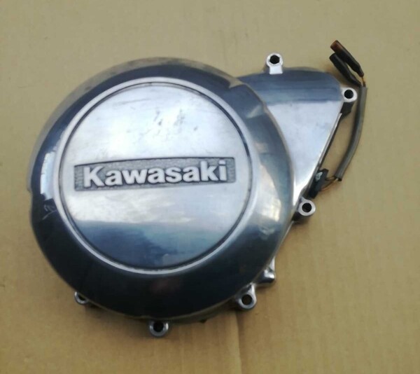 KAWASAKI Z400B 実働車両 から取り外した ダイナモ カバー 部品KZ400 Z400T KZ440 Z400LTD