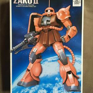 【 送料無料!・今となっては希少な未使用品!】★機動戦士ガンダム◇シャア専用 MS-06・ZAKUⅡ◇ファースト グレード/1999年バンダイ★