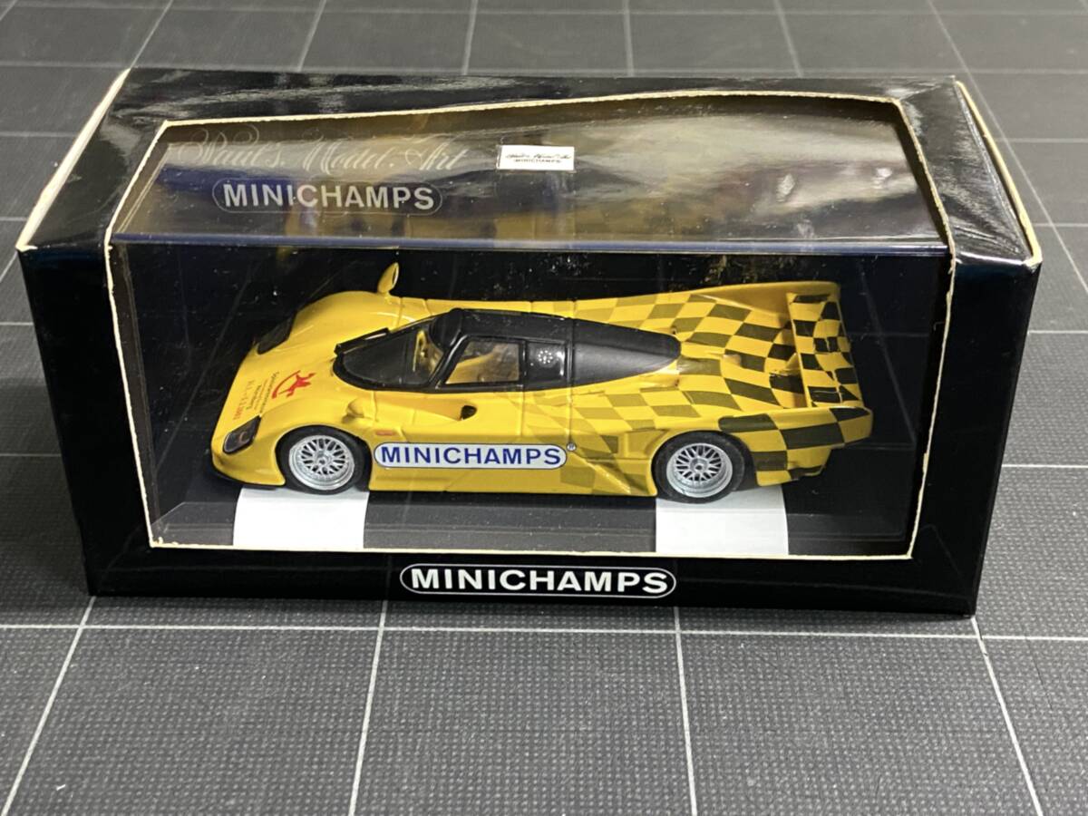 Amazon | ミニチャンプス 1/43 ダウアー ミニカー 962