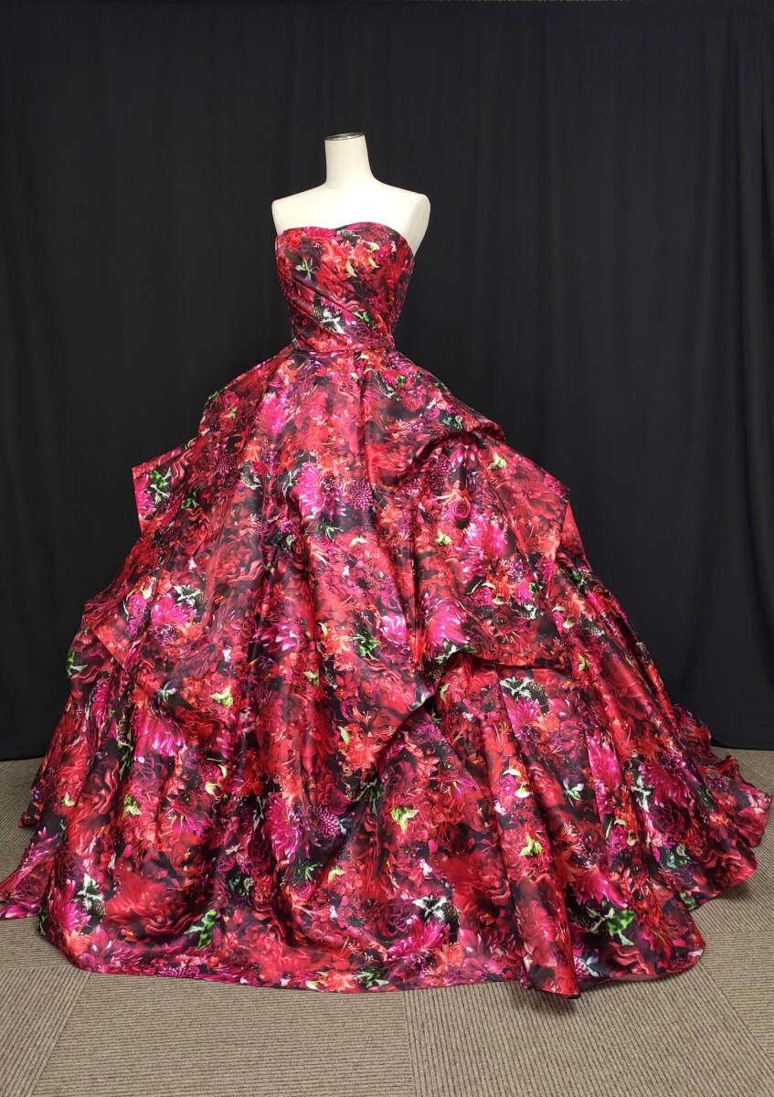 Yahoo!オークション -「蜷川実花 ドレス」の落札相場・落札価格 Yahoo!オークション -「蜷川実花 ドレス」の落札相場・落札価格
