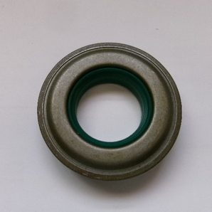 新品(1個) クボタERシリーズコンバイン用オイルシール 純正品番号 5H801-2334-0 互換品 ③ 7.2