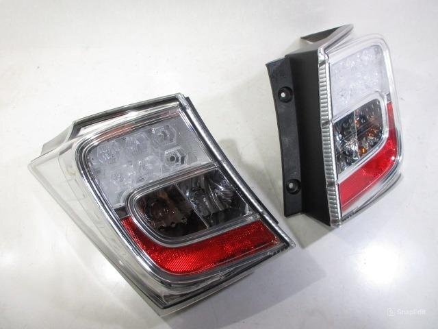 フリード GB3 GB4 社外テールランプ LED 【中古品】