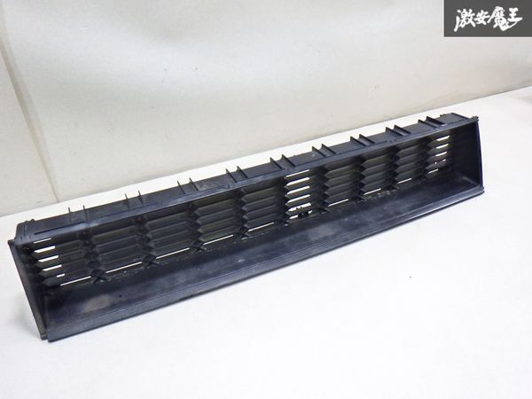 【装着可能】 TOYOTA トヨタ 純正 TE71 70系 カローラ フロント グリル ラジエーター グリル 外装 即納 棚 2F-Q-2 【装着可能】 TOYOTA トヨタ 純正 TE71 70系 カローラ フロント グリル ラジエーター グリル 外装 即納 棚 2F-Q-2