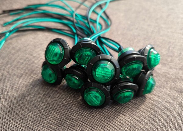 サイドマーカーボタン 10個セット グリーン 3 LED 12〜30v 防水 防塵 ip67 埋込式 ユーロ ボルスカud ISUZU サイドマーカー 緑