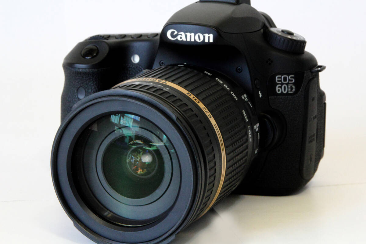 CANON EOS60D シャッター約11,500回 メイン基板交換済+TAMROM 高倍率ズームレンズ AF 18-270mm VC (B003) 動作良好中古品 送料無料