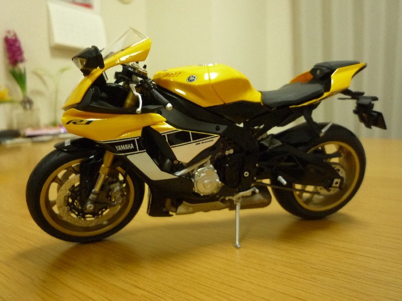 Yahoo!オークション -「yzf r1」(完成品) (オートバイ)の落札