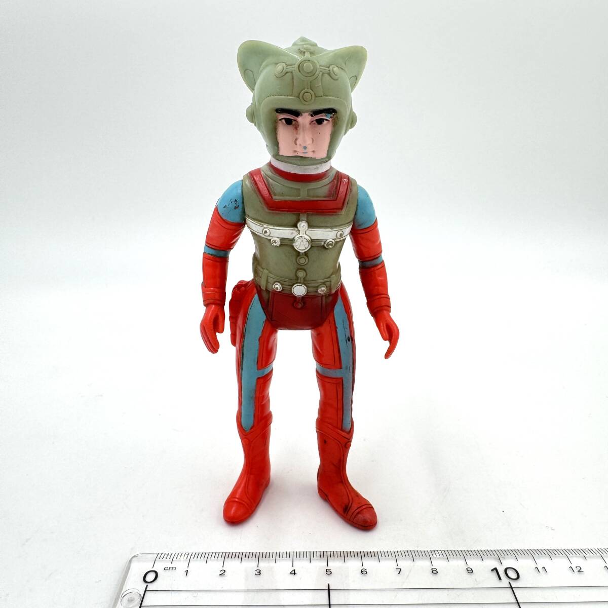 Yahoo!オークション - ブルマァク ZAT隊員 ウルトラマンタロウ