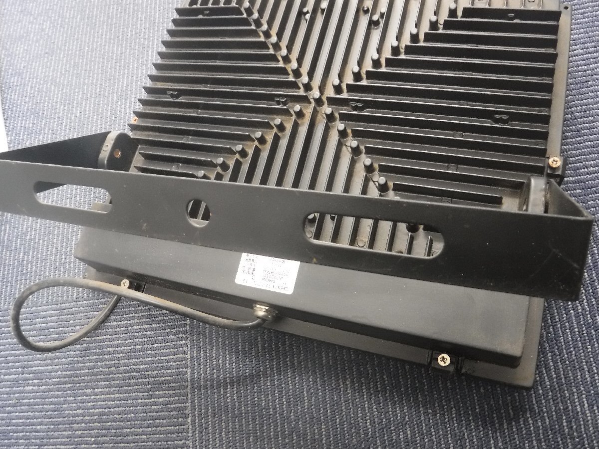 N824 LED投光器 100W IP66 中古 N824 LED投光器 100W IP66 中古
