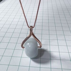 R2M-049 天然本翡翠 《本物保証》 ペンダント19.8*12.8チェーンSV925 一点物 魔除け 昇進 成功 風水 金運 財運 幸運 幸福 縁起