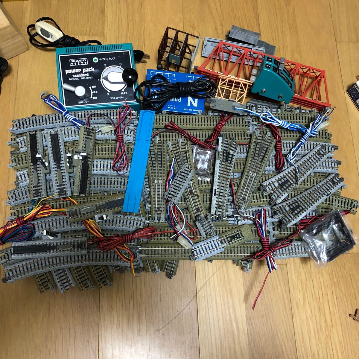 Yahoo!オークション -「kato 信号機」(線路) (Nゲージ)の落札 Yahoo!オークション -「kato 信号機」(線路) (Nゲージ)の落札