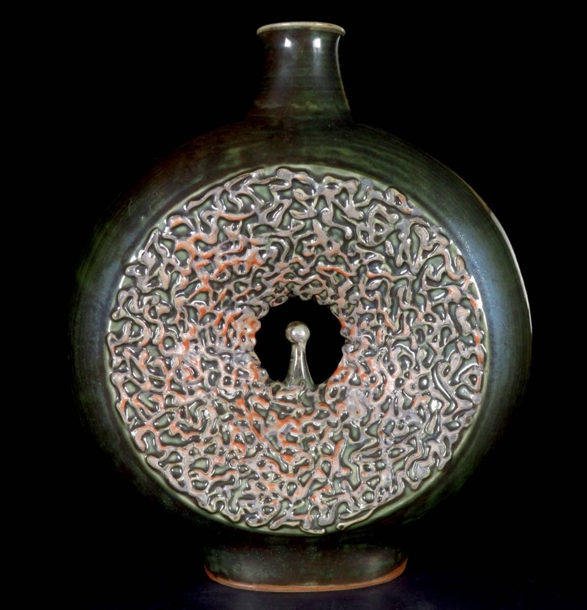 安東五（韓国人間国宝）陽刻染付 大型壺 箱無|サムライオークション