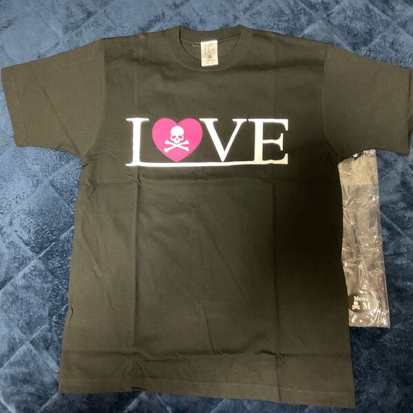 新品 未着用 mastermind JAPAN マスターマインドジャパン FINAL COUNT DOWN ファイナルカウントダウンTシャツ LOVE 黒ピンク サイズM