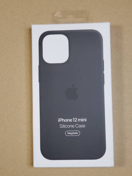 訳※MagSafe対応 Apple 純正品◆iPhone 12 mini Silicone Case with MagSafe - Black シリコーンケース -ブラック アップル【並行輸入品】