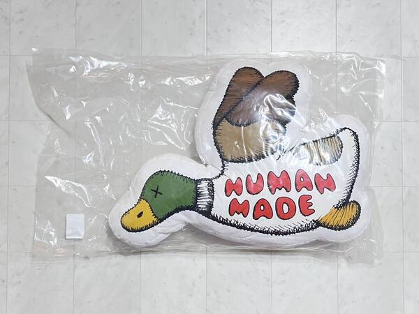 【新品】HUMAN MADE ヒューマンメイドKAWS カウズ 【CUSHION KAWS #2】CAMO カモ クッション 61.5×48.5×10