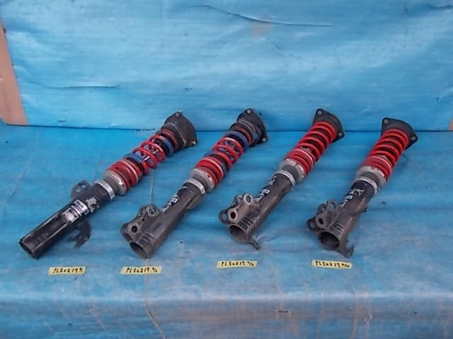  утиль RS-R Basic-I Harrier HV MHU38 поздняя версия амортизаторы 4шт.@SET NZPL50217