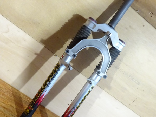 Yahoo!オークション -「manitou サスペンション」の落札相場 Yahoo!オークション -「manitou サスペンション」の落札相場