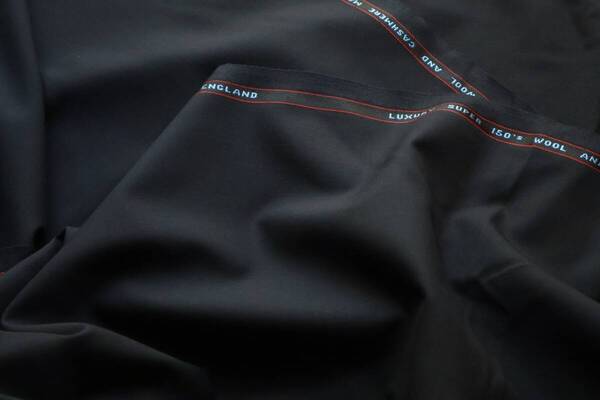 デッドストック/ビンテージ 英国 LUXURY SUPER 150's WOOL & CASHMERE ダークネイビー無地 ウーステッド 春夏 生地 紳士服地 3.1m