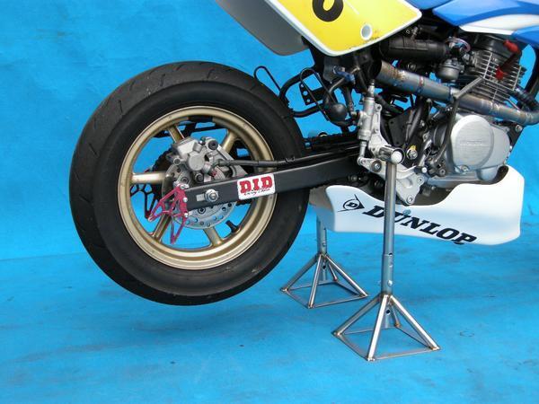 Ninja250SL Z250SL CS250 Ninja250R ZZR250 GPX250R GPZ250R GPZ400S ER-4n ER-6n Ninja400R Ninja650R W400 W800 ステップスタンド
