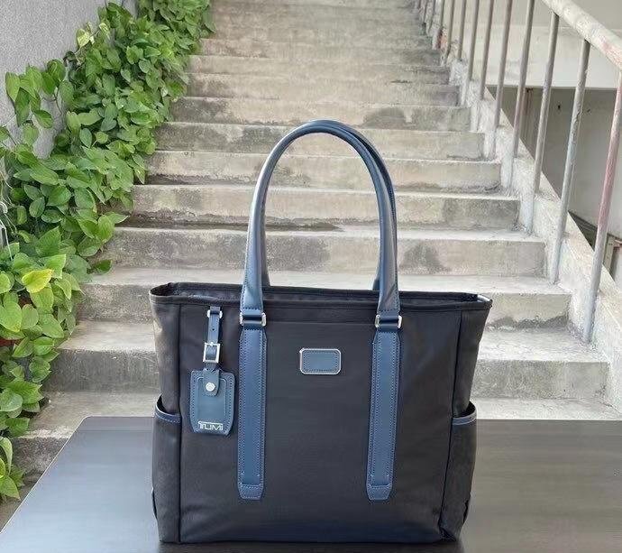 【TUMI】トートバッグ ブラウン・ネイビー セット TUMI】トートバッグ ブラウン・ネイビー セット - メルカリ