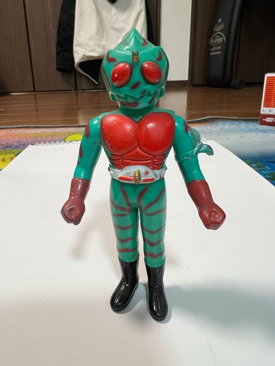 Yahoo!オークション -「仮面ライダー アマゾン ソフビ」(ソフビ Yahoo!オークション -「仮面ライダー アマゾン ソフビ」(ソフビ