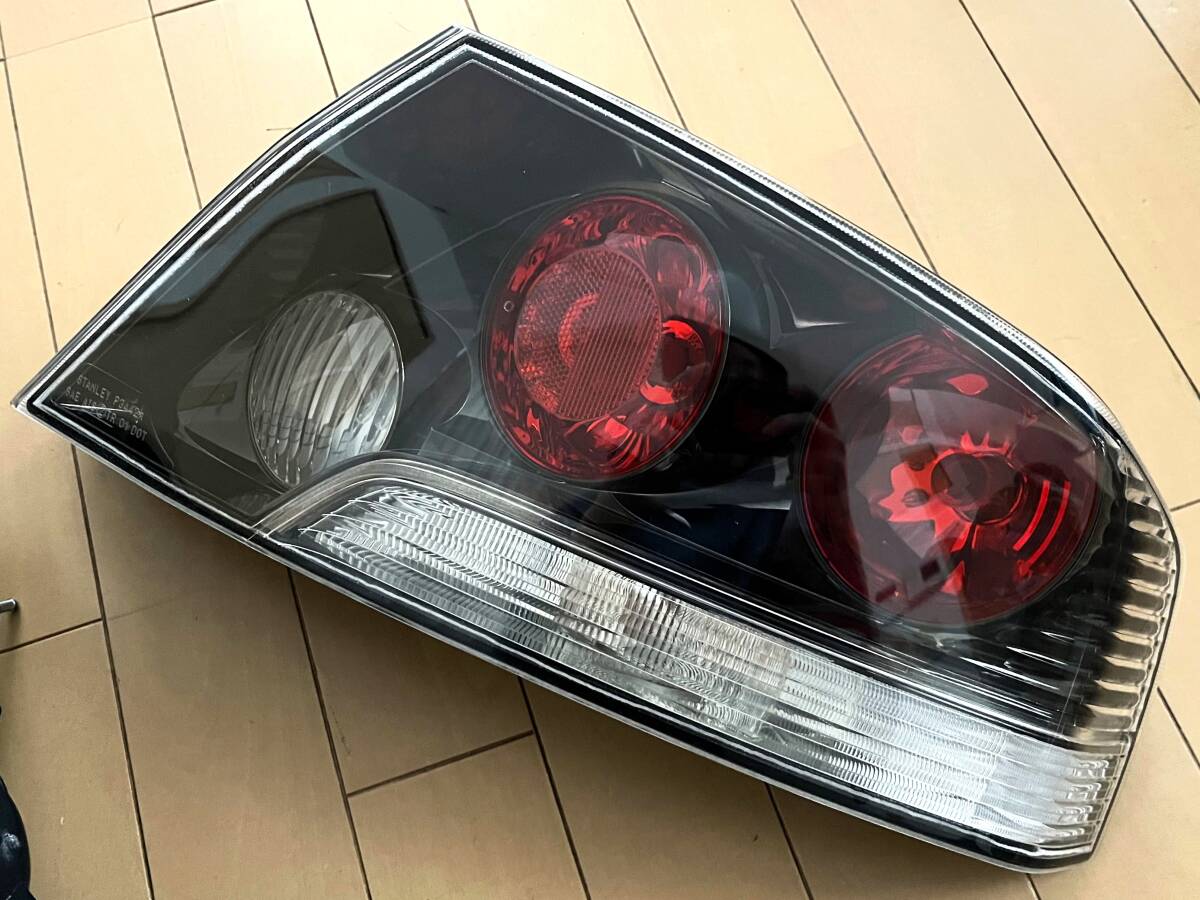 US MITSUBISHI 純正 ランサーエボリューション 9 8 7 CT9A テールランプ ランエボ テールライト USDM JDM 北米仕様 三菱 LANCER EVOLUTION US MITSUBISHI 純正 ランサーエボリューション 9 8 7 CT9A テールランプ ランエボ テールライト USDM JDM 北米仕様 三菱 LANCER EVOLUTION