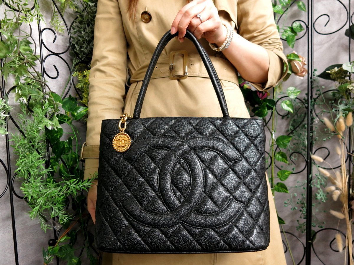 Yahoo!オークション -「chanel 美品 シャネル トートバッグ Yahoo!オークション -「chanel 美品 シャネル トートバッグ