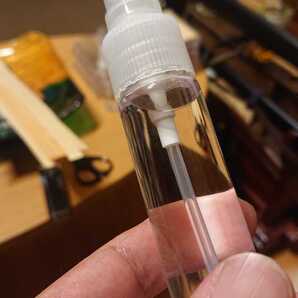日本刀 真剣専用 液体打ち粉(30ml) 稽古事の御刀手入れが秒で済むだけでなく、油脂を確実に拭き取れます、しかも液体ですのでヒケ傷無し!