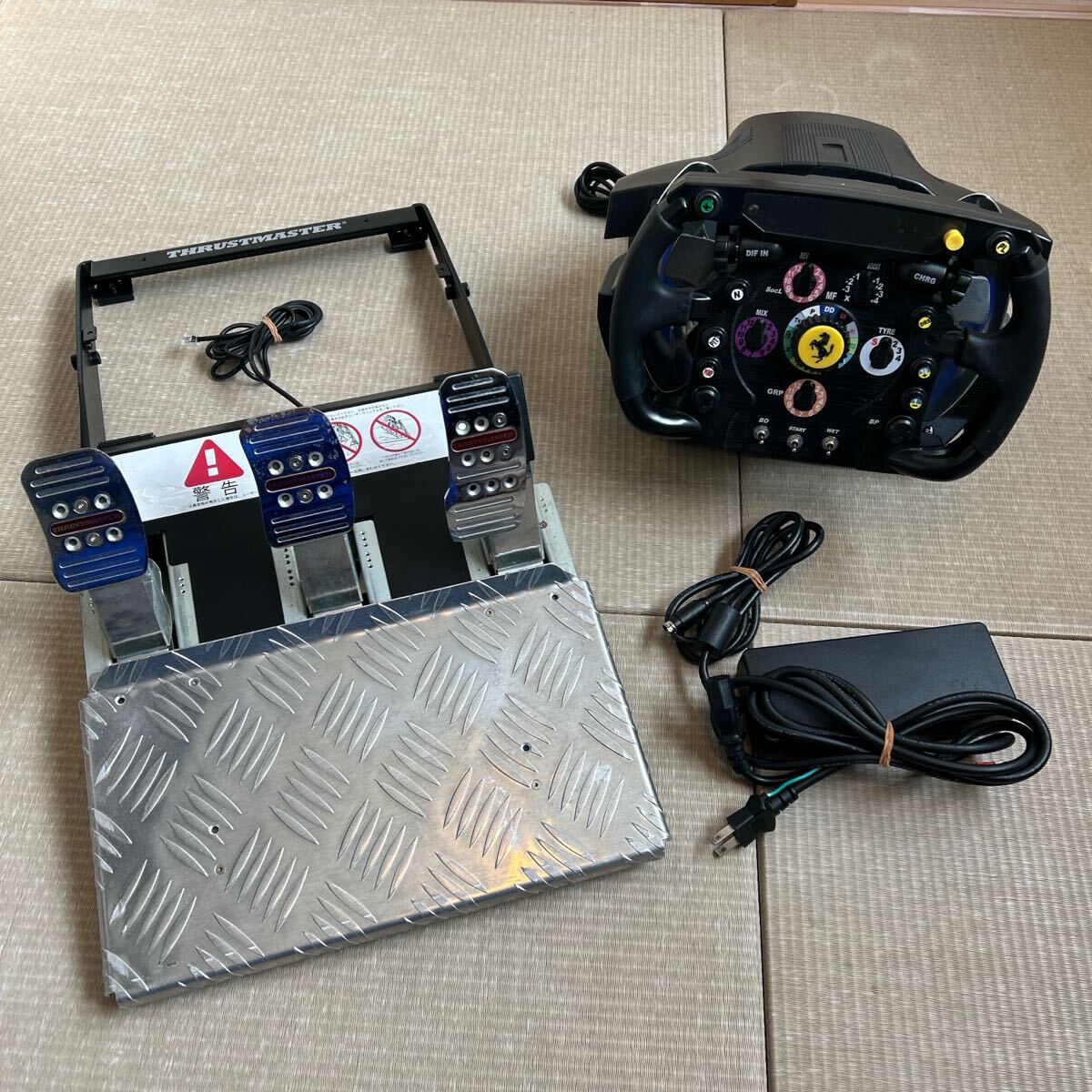 Thrustmaster スタンドセット 中古現状品 Ferrari T500 Thrustmaster スタンドセット 中古現状品 Ferrari T500 アケコン