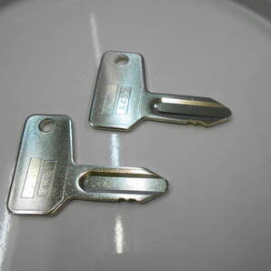 A431 コピーキー 301 ヤンマー 【2本組】【送料無料】ヤンマー 301 合鍵 スペアキー ヤンマー キー カギ番なし A431 TLH V134