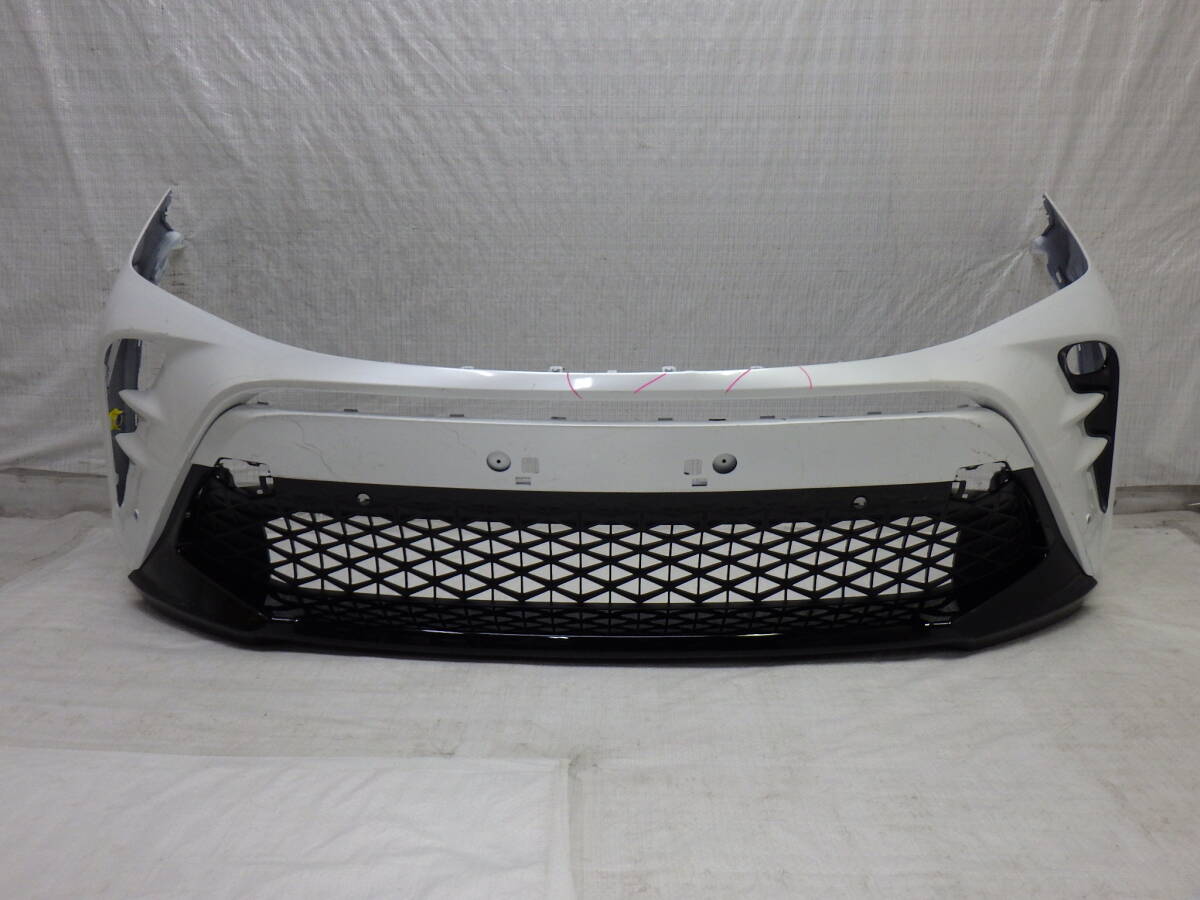 AZSH36W/AZSH37W クラウン スポーツ 純正 フロントバンパー ロアグリル 090 プレシャスホワイトパール 52119-30P70