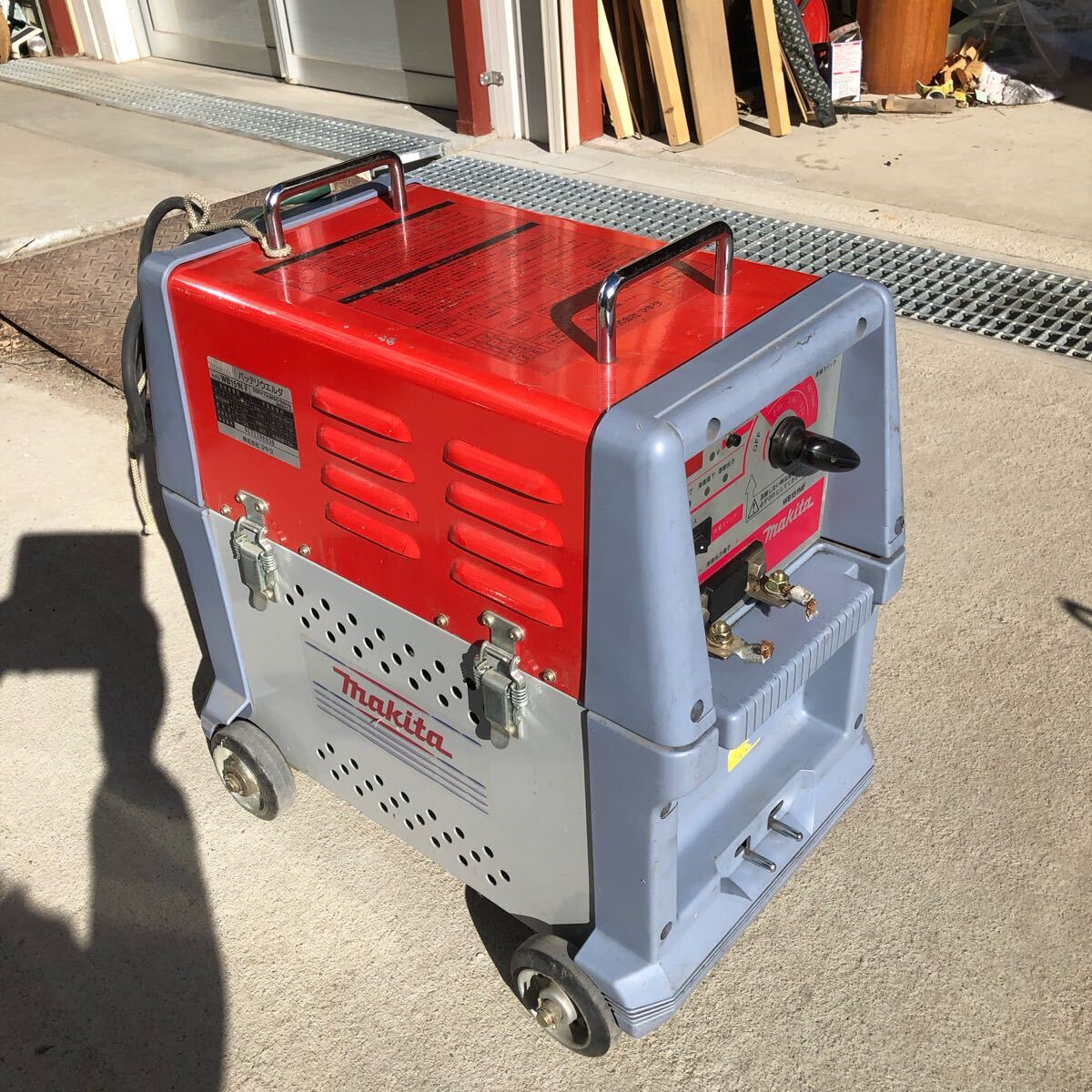 Yahoo!オークション -「マキタ」(バッテリー溶接機) (溶接機)の Yahoo!オークション -「マキタ」(バッテリー溶接機) (溶接機)の