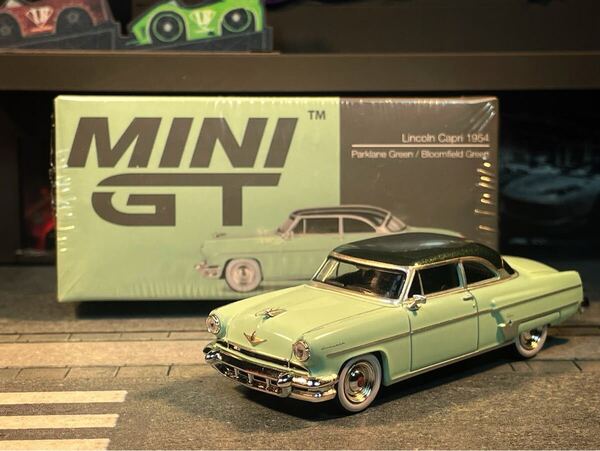 MINI GT 1/64 リンカーン カプリ 1954 n°623-L Lincoln Capri シュリンク未開封 TrueScale Miniatures 送料無料